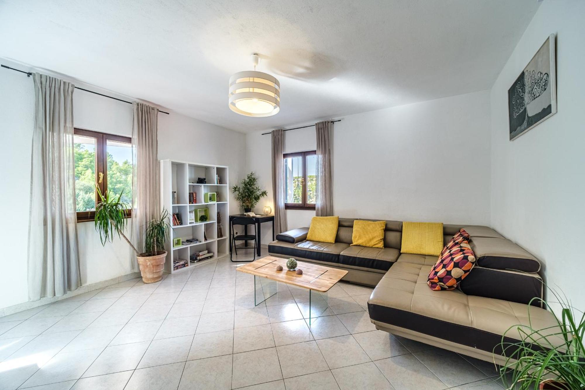 Vila Tudor Bobovisca Экстерьер фото